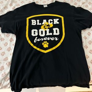 UMBC shirt